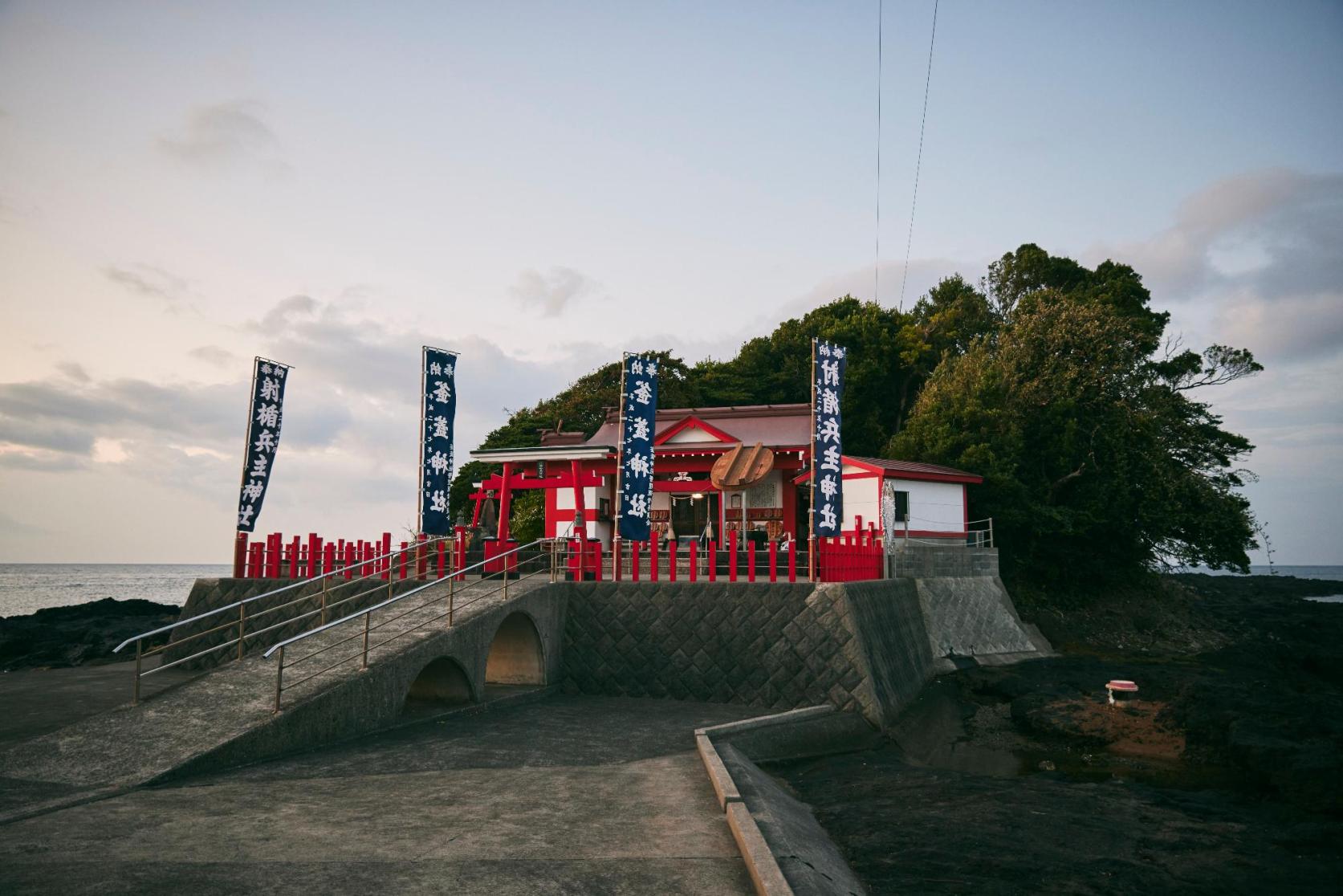 射楯兵主神社（釜蓋神社）-1